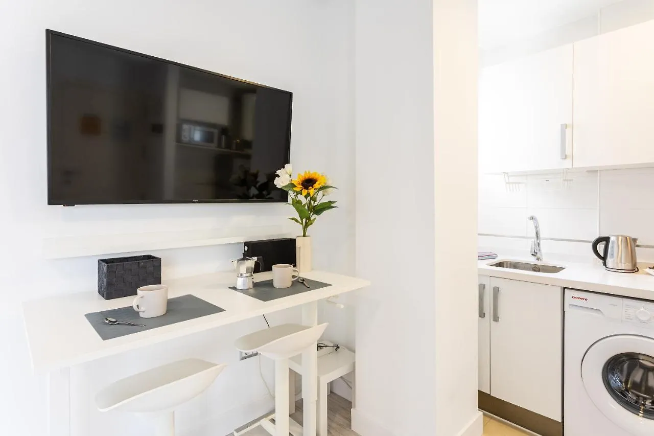 Holidays2Malaga Dos Aceras Apartment