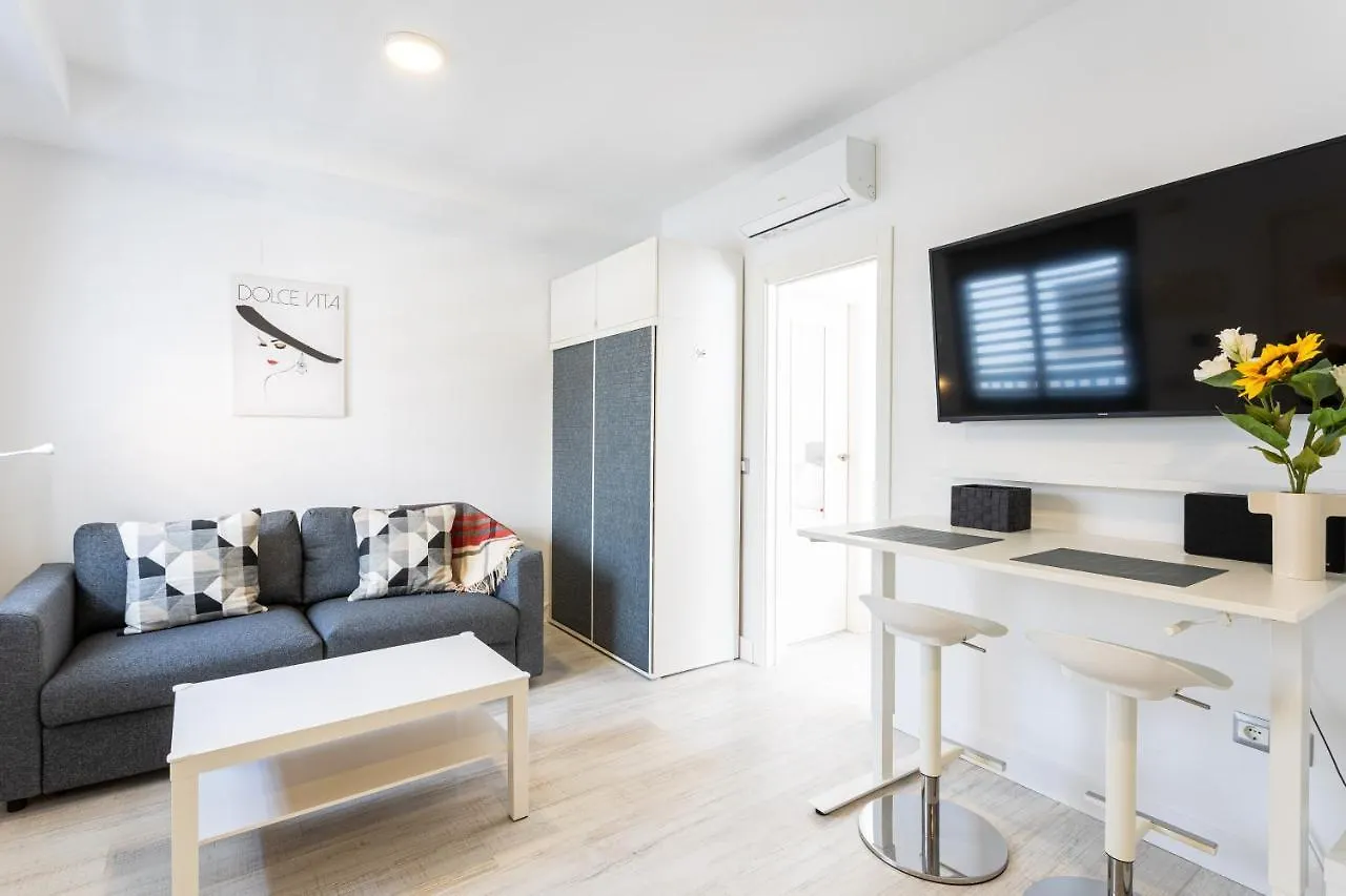 Holidays2Malaga Dos Aceras Apartment Spain